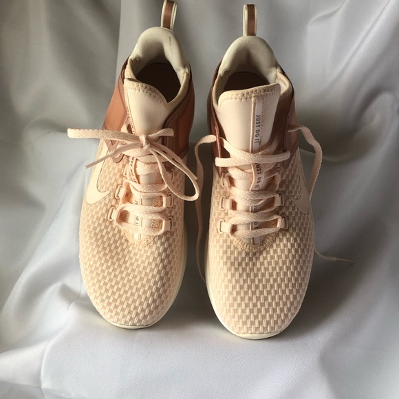 Nike Air Max Bella Tr 2 - Picture 4 of 9